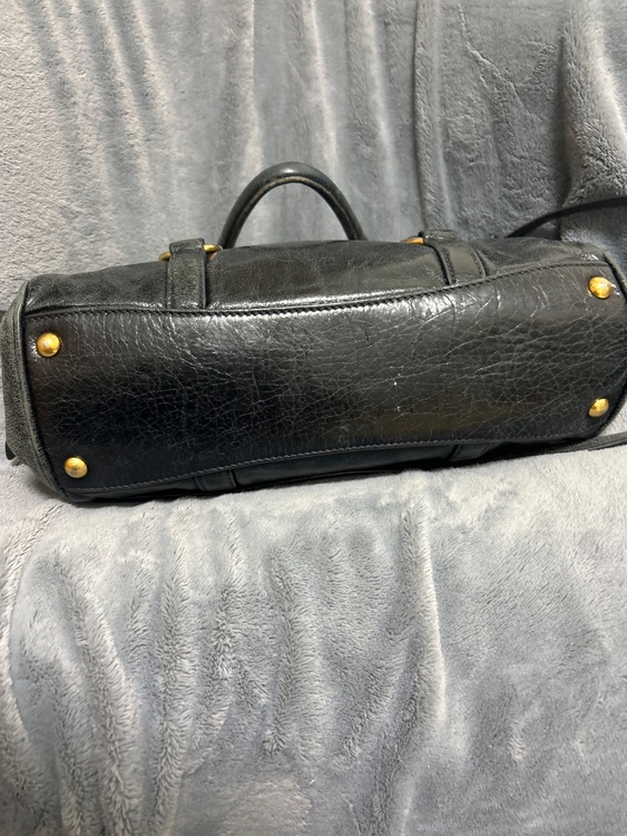 ショルダーバッグ（ブランドバッグ）の商品画像 - 査定依頼日：2025年11月14日 - 最高査定価格：10,000円