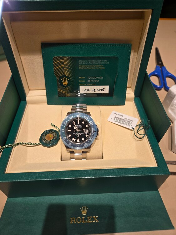 126720vtnr（高級時計）の商品画像 - 査定依頼日：2025年3月9日 - 最高査定価格：2,250,000円