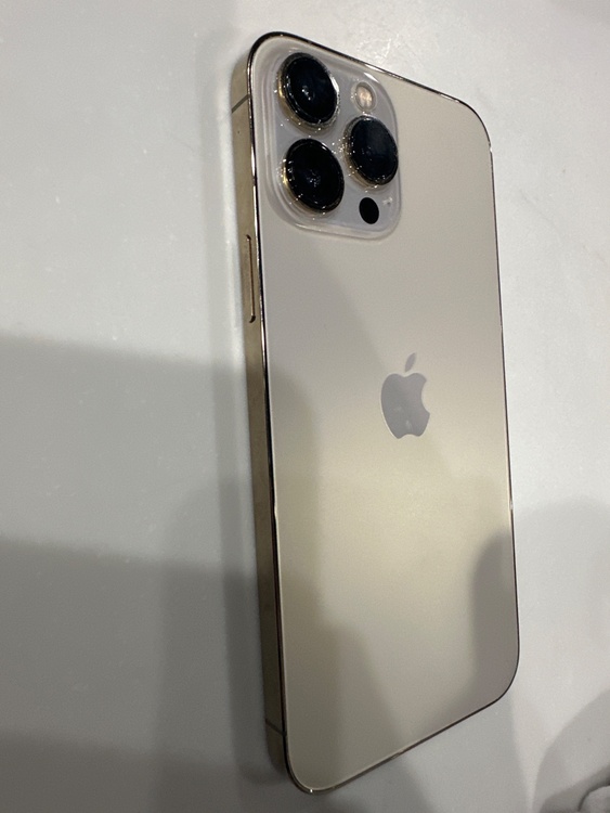 iPhone 13 Pro Max 128GB au（スマホ）の商品画像 - 査定依頼日：2026年2月22日 - 最高査定価格：59,000円