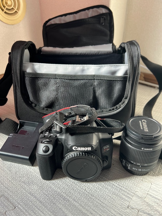 Canon EOS Kiss X10i Canon EFS 18-55mm f3（カメラ）の商品画像 - 査定依頼日：2026年2月16日 - 最高査定価格：70,000円