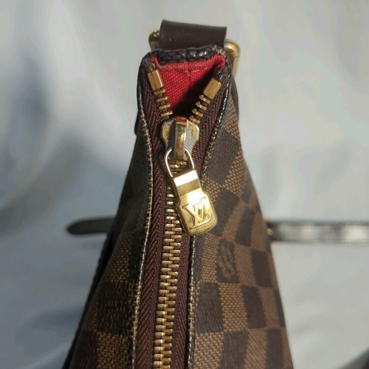  ブルームズベリpm（ブランドバッグ）の商品画像 - 査定依頼日：2026年1月18日 - 最高査定価格：80,000円