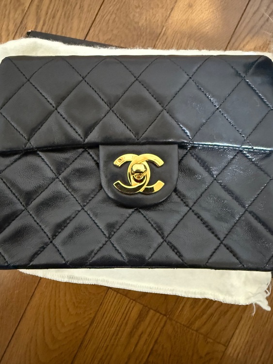 ミニマトラッセ（ブランドバッグ）の商品画像 - 査定依頼日：2025年7月6日 - 最高査定価格：350,000円