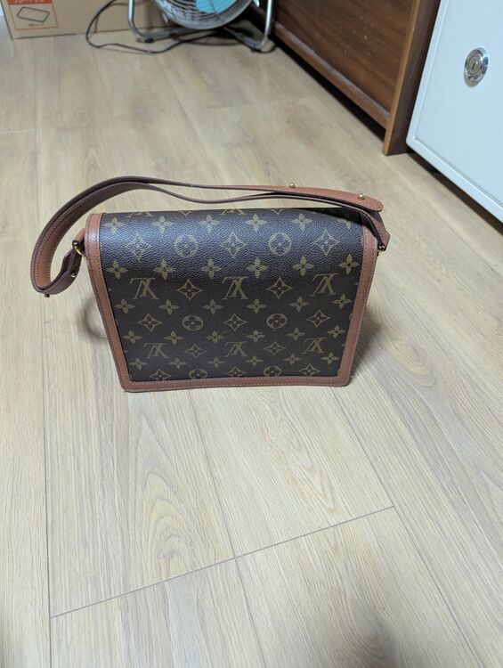 ルイヴィトン モノグラム （ブランドバッグ）の商品画像 - 査定依頼日：2025年10月20日 - 最高査定価格：15,000円