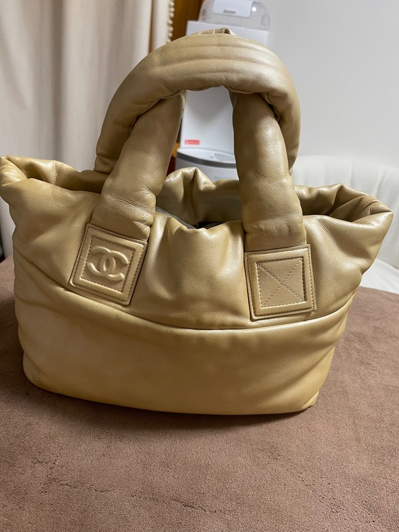コココクーン　ゴールド（ブランドバッグ）の商品画像 - 査定依頼日：2025年12月26日 - 最高査定価格：100,000円