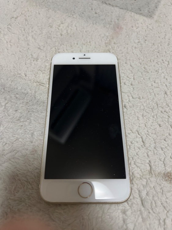 iPhone7（スマホ）の商品画像 - 査定依頼日：2026年5月4日 - 最高査定価格：3,000円