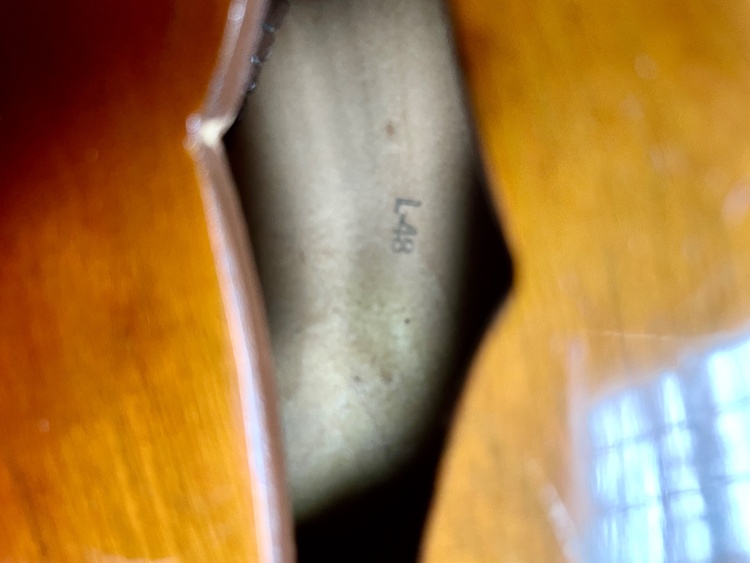 L48（ピアノ・楽器・PA機材）の商品画像 - 査定依頼日：2026年4月4日 - 最高査定価格：220,000円