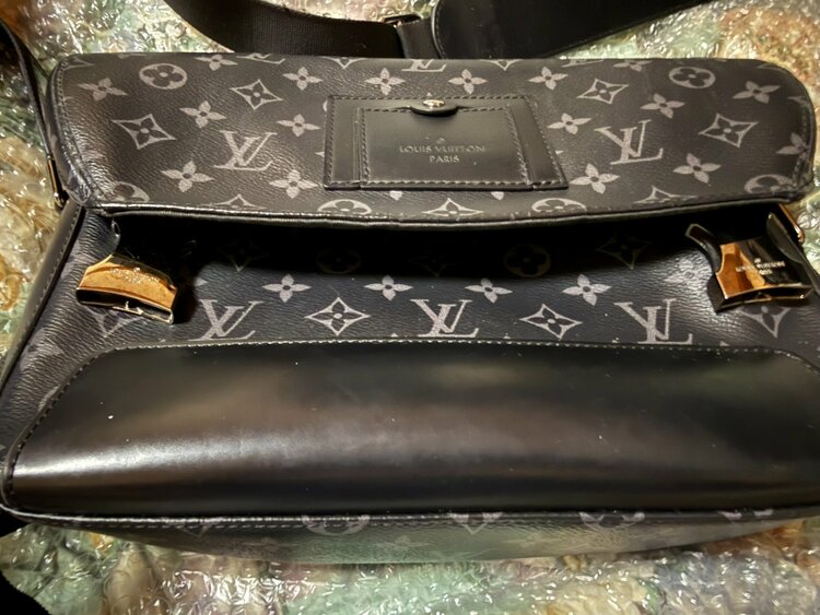 メッセンジャー･ヴォワヤージュ PM　M40511（ブランドバッグ）の商品画像 - 査定依頼日：2025年12月12日 - 最高査定価格：200,000円