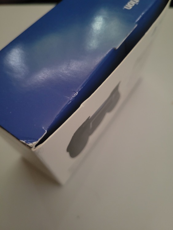 ps4コントローラー 背面ボタンアタッチメント（ゲーム機本体・ゲームソフト）の商品画像 - 査定依頼日：2022年5月17日 - 最高査定価格：1,500円