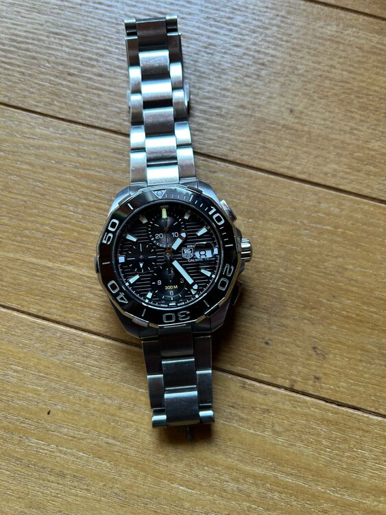 タグホイヤー アクアレーサー （高級時計）の商品画像 - 査定依頼日：2025年5月13日 - 最高査定価格：180,000円