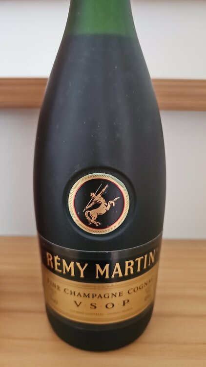 レミーマルタン（お酒）の商品画像 - 査定依頼日：2026年3月21日 - 最高査定価格：3,000円