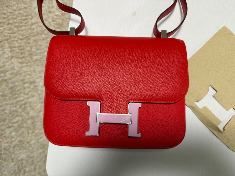 エルメス コンスタンス （ブランドバッグ）の商品画像 - 査定依頼日：2025年12月13日 - 最高査定価格：1,200,000円