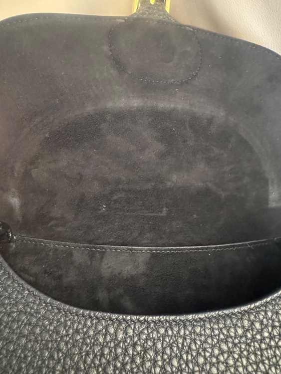 ボビー、ミディアム（ブランドバッグ）の商品画像 - 査定依頼日：2025年7月15日 - 最高査定価格：230,000円