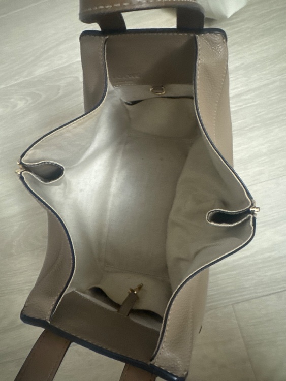 ロエベ、ハンモック（ブランドバッグ）の商品画像 - 査定依頼日：2025年8月13日 - 最高査定価格：100,000円