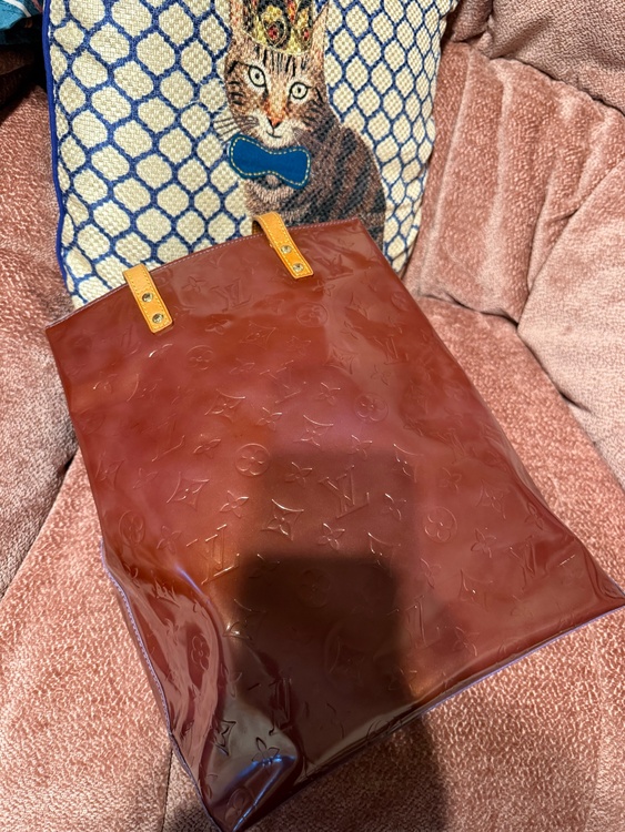 リードMM パープル（ブランドバッグ）の商品画像 - 査定依頼日：2025年12月16日 - 最高査定価格：20,000円