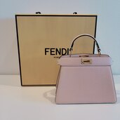 フェンディ  （ブランドバッグ）の商品画像 - 査定依頼日：2025年4月20日 - 最高査定価格：350,000円