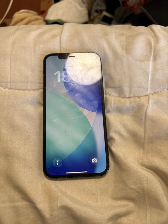 iPhone 12 128GB SIMフリー（スマホ）の商品画像 - 査定依頼日：2026年2月23日 - 最高査定価格：24,000円