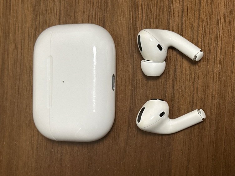 AirPodsPro（オーディオ・スピーカー）の商品画像 - 査定依頼日：2026年3月19日 - 最高査定価格：100,000円