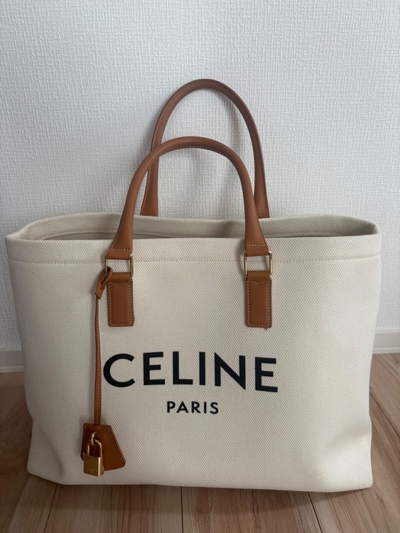 セリーヌ  （ブランドバッグ）の商品画像 - 査定依頼日：2026年4月11日 - 最高査定価格：75,000円