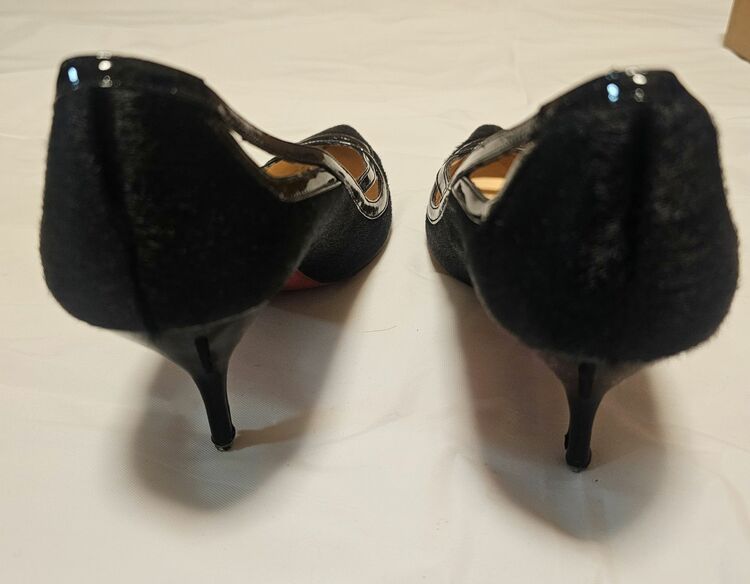 クリスチャンルブタン ハラコパンプス（古着・ファッション）の商品画像 - 査定依頼日：2025年11月22日 - 最高査定価格：100,000円