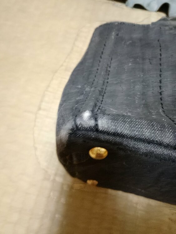 プラダ  （ブランドバッグ）の商品画像 - 査定依頼日：2025年12月25日 - 最高査定価格：15,000円