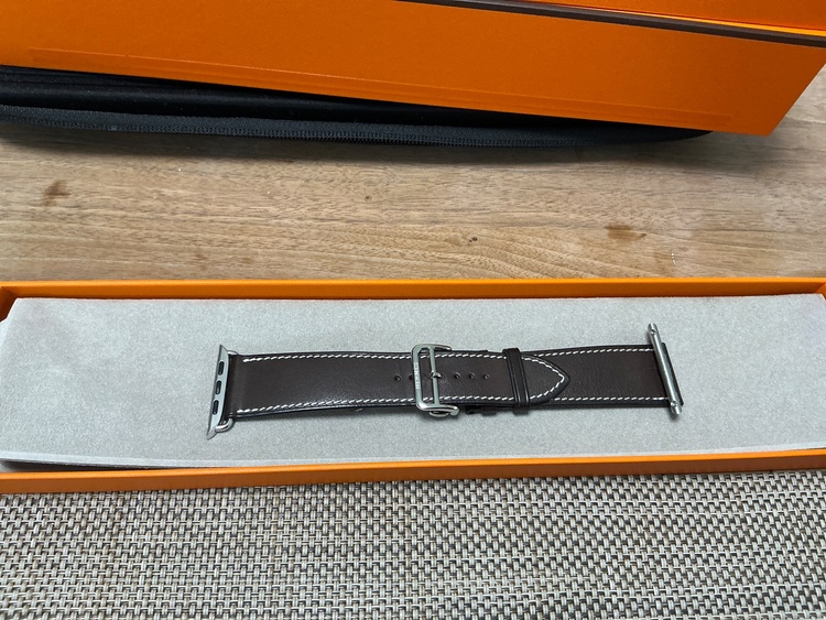 その他 その他 Mtqg2fe/a（高級時計）の商品画像 - 査定依頼日：2026年1月15日 - 最高査定価格：100,000円