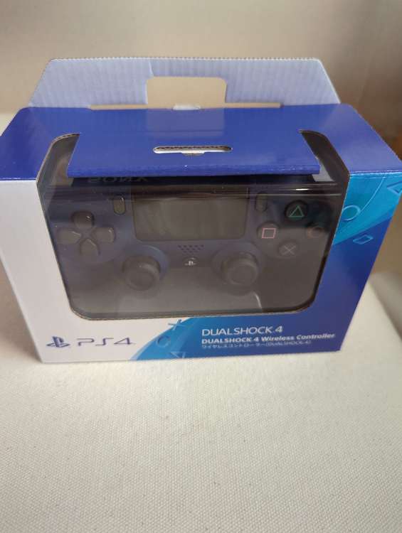 DUALSHOCK４ワイヤレスコントローラー（ゲーム機本体・ゲームソフト）の商品画像 - 査定依頼日：2023年7月28日 - 最高査定価格：1,500円