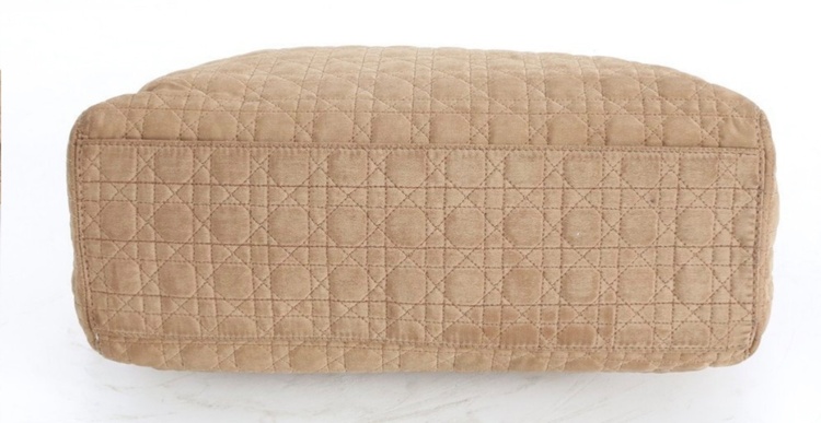 カナージュ レディディオール RU0948（ブランド財布・小物）の商品画像 - 査定依頼日：2026年2月23日 - 最高査定価格：35,000円