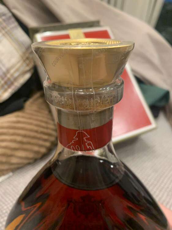 ブランデー クルボアジェ （お酒）の商品画像 - 査定依頼日：2024年12月4日 - 最高査定価格：3,000円