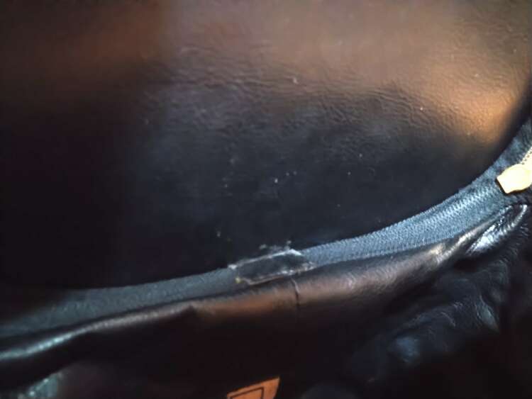 フェンディ  （ブランドバッグ）の商品画像 - 査定依頼日：2025年5月10日 - 最高査定価格：20,000円