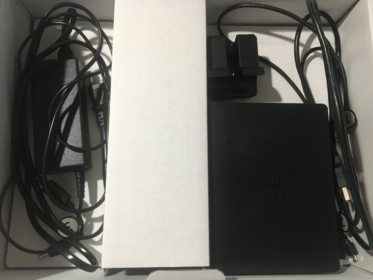 PlayStationVR (PSVR)（ゲーム機本体・ゲームソフト）の商品画像 - 査定依頼日：2020年11月27日 - 最高査定価格：7,000円