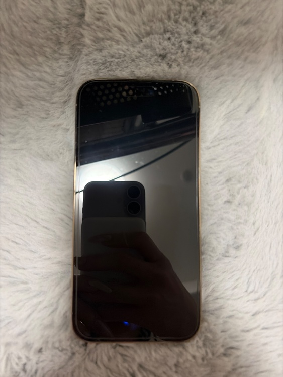 iPhone 14 Pro 128GB au（スマホ）の商品画像 - 査定依頼日：2026年3月21日 - 最高査定価格：36,000円