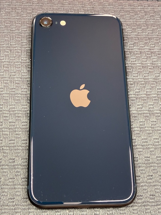 iPhone SE (第 3 世代) 64GB docomo（スマホ）の商品画像 - 査定依頼日：2026年4月17日 - 最高査定価格：20,000円