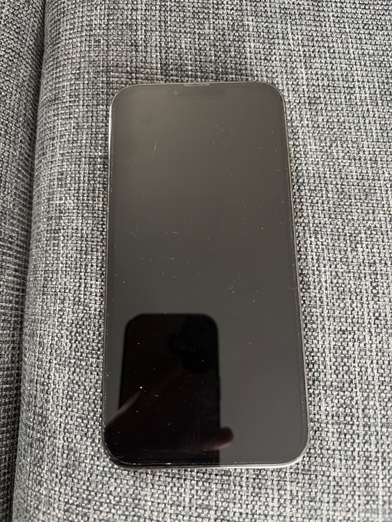 iPhone（スマホ）の商品画像 - 査定依頼日：2026年8月27日 - 最高査定価格：54,000円