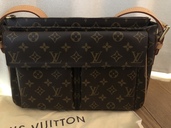 ミュルティプリシテ 　M51162　（ブランド財布・小物）の商品画像 - 査定依頼日：2019年4月6日 - 最高査定価格：62,000円