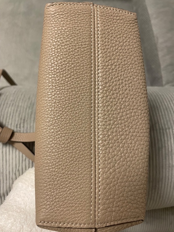 フェンディ  （ブランドバッグ）の商品画像 - 査定依頼日：2026年3月20日 - 最高査定価格：150,000円