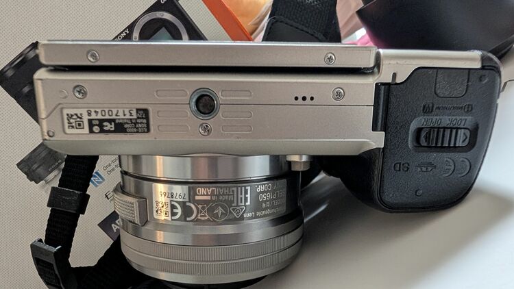 α6000（カメラ）の商品画像 - 査定依頼日：2026年5月20日 - 最高査定価格：37,000円