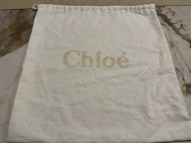Chloé クロエ エルシー チェーンショルダーバッグ ピンクベージュ（ブランドバッグ）の商品画像 - 査定依頼日：2026年8月12日 - 最高査定価格：25,000円
