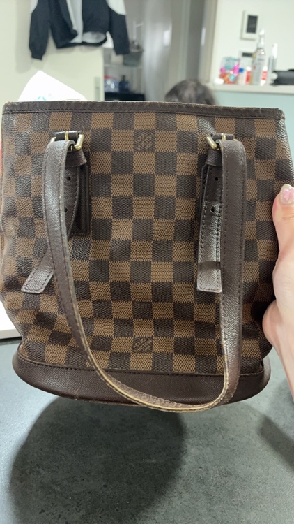 わからない（ブランドバッグ）の商品画像 - 査定依頼日：2026年4月27日 - 最高査定価格：35,000円