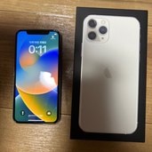 352831110817071（スマホ）の商品画像 - 査定依頼日：2022年12月19日 - 最高査定価格：36,100円