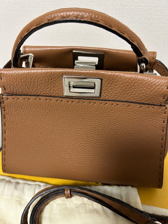 フェンディ  （ブランドバッグ）の商品画像 - 査定依頼日：2025年6月29日 - 最高査定価格：230,000円