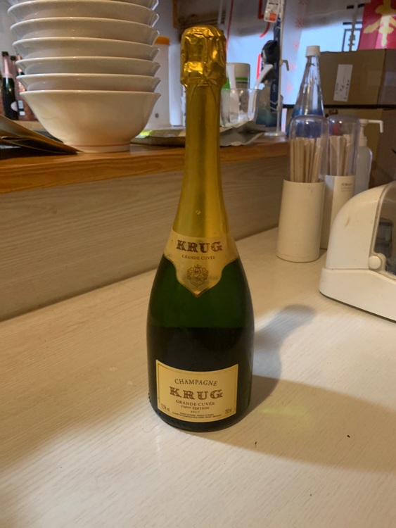 シャンパン シャンパン・クリュッグ （お酒）の商品画像 - 査定依頼日：2025年7月18日 - 最高査定価格：24,000円