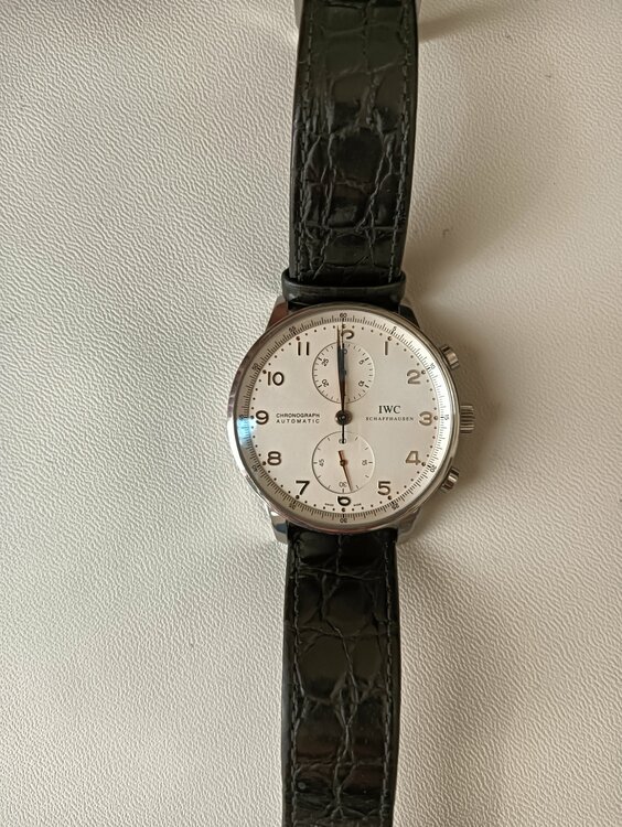 IWC ポルトギーゼ iw37401（高級時計）の商品画像 - 査定依頼日：2026年4月2日 - 最高査定価格：490,000円