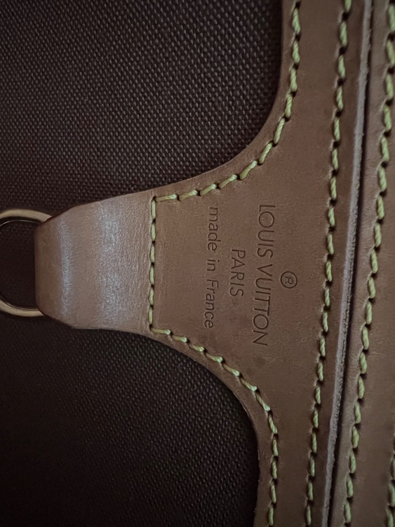 カバン（ブランドバッグ）の商品画像 - 査定依頼日：2025年10月15日 - 最高査定価格：120,000円