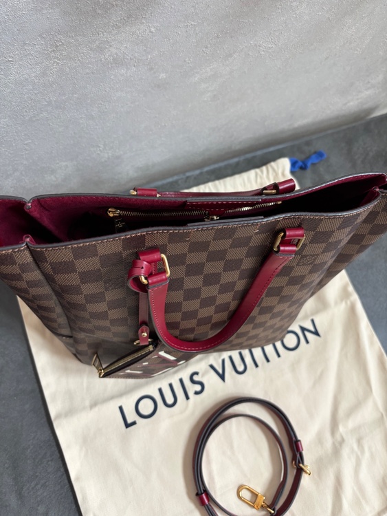 ベルモントNV MM（ブランドバッグ）の商品画像 - 査定依頼日：2026年2月24日 - 最高査定価格：170,000円