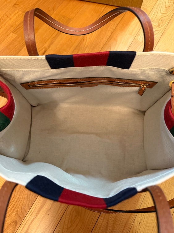 2WAY トートバッグ　白/ネイビー/レッド　キャンバス/レザー（ブランドバッグ）の商品画像 - 査定依頼日：2026年4月19日 - 最高査定価格：95,000円