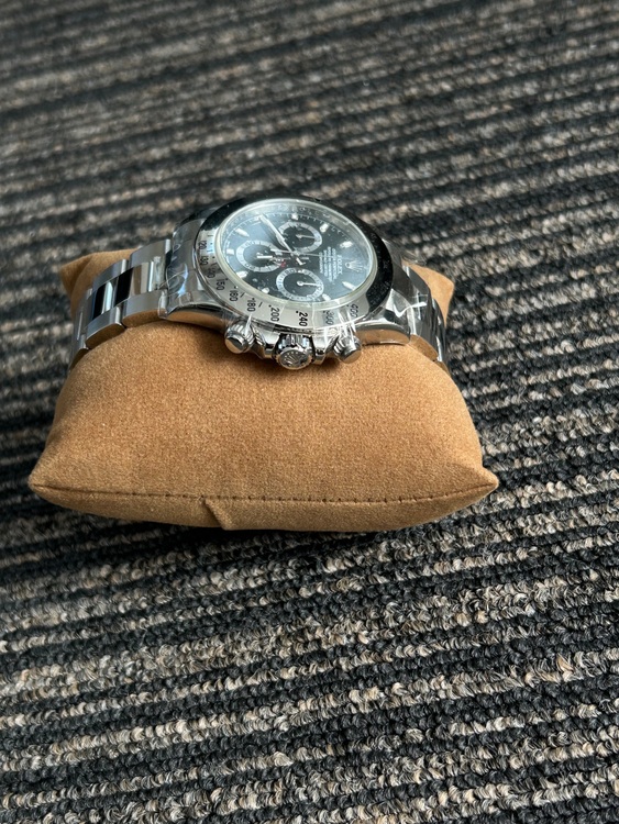 コスモグラフデイトナ（高級時計）の商品画像 - 査定依頼日：2025年6月30日 - 最高査定価格：3,800,000円