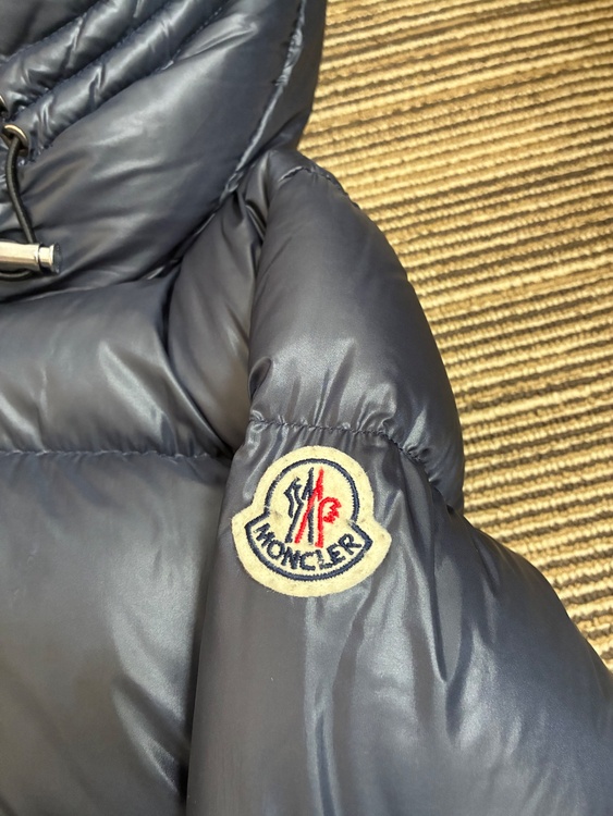 フード付きダウンジャケット（古着・ファッション）の商品画像 - 査定依頼日：2026年1月15日 - 最高査定価格：65,000円