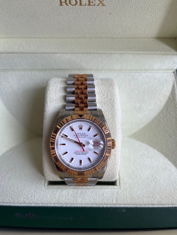 ロレックス デイトジャスト 11626（高級時計）の商品画像 - 査定依頼日：2026年3月22日 - 最高査定価格：1,700,000円