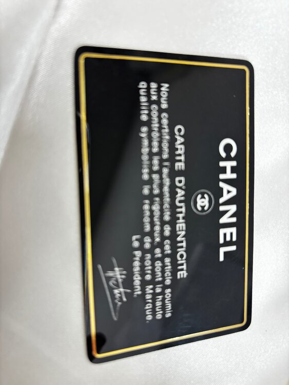 0311403（ブランドバッグ）の商品画像 - 査定依頼日：2025年3月28日 - 最高査定価格：150,000円