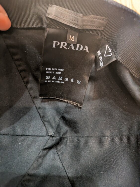 プラダ  （ブランドバッグ）の商品画像 - 査定依頼日：2026年4月7日 - 最高査定価格：40,000円